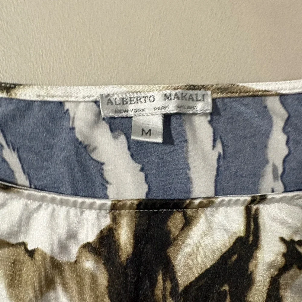 Alberto Makali Floral Zebra Print Peplum Top Short Sleeve Navy Olive White M - Picture 3 of 10